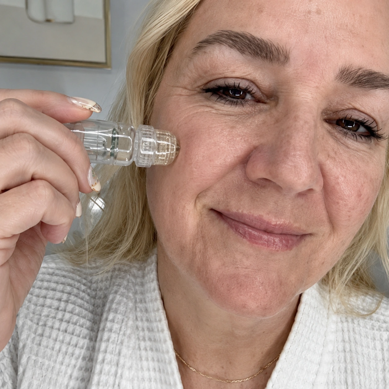 User-supplied photo of a micro-infusion applicator in use